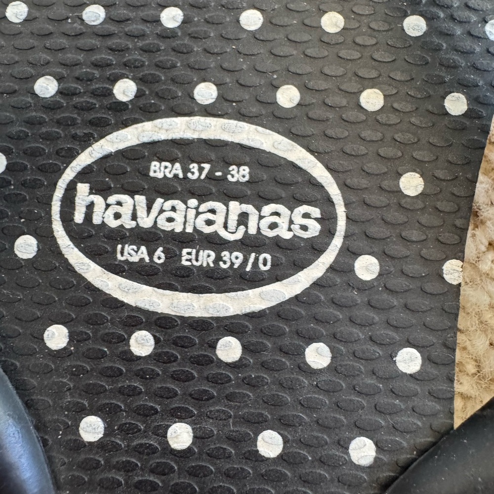 Havianas Polka Dot Flip Flops - Picture 2 of 3